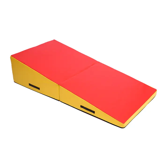 Zložljiva trikotna podloga